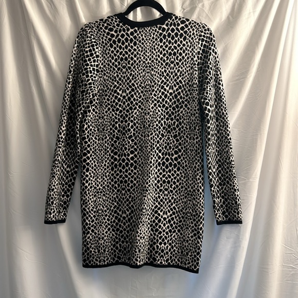 Isaac Mizrahi Live! Pre-Loved Animal Print Cardigan - Picture 2 of 3